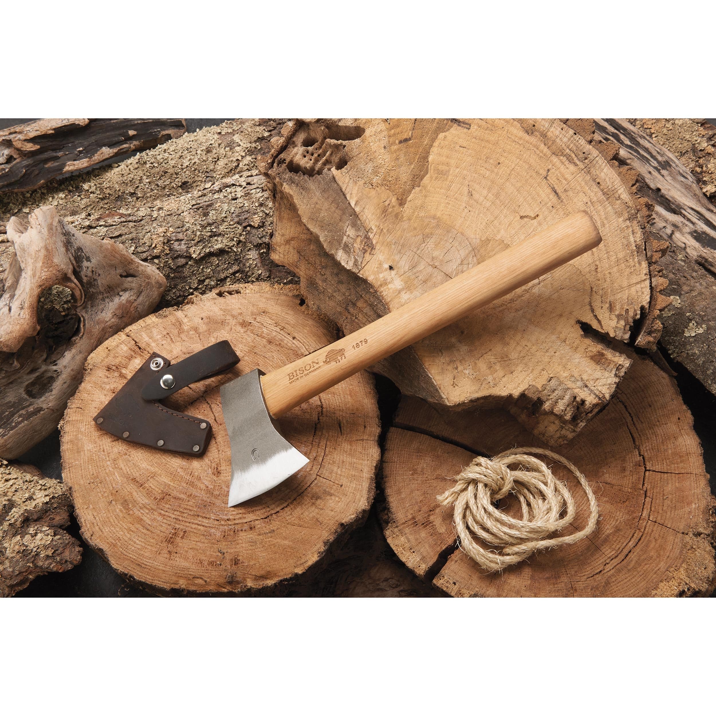 1879 Throwing Hatchet - 1.54 lb - Handle 15.74" - Image 3