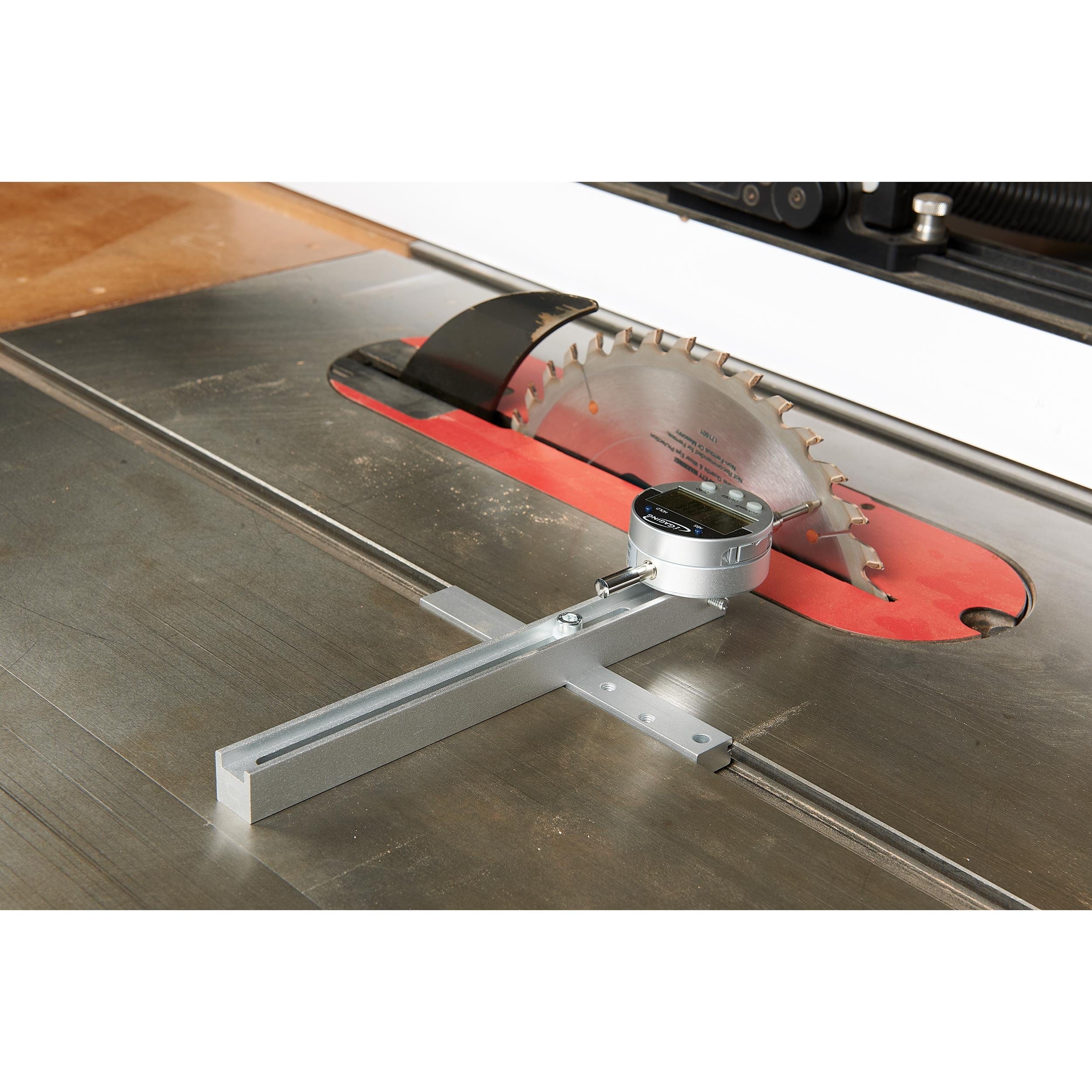 Digital Saw Alignment Gauge - Image 5