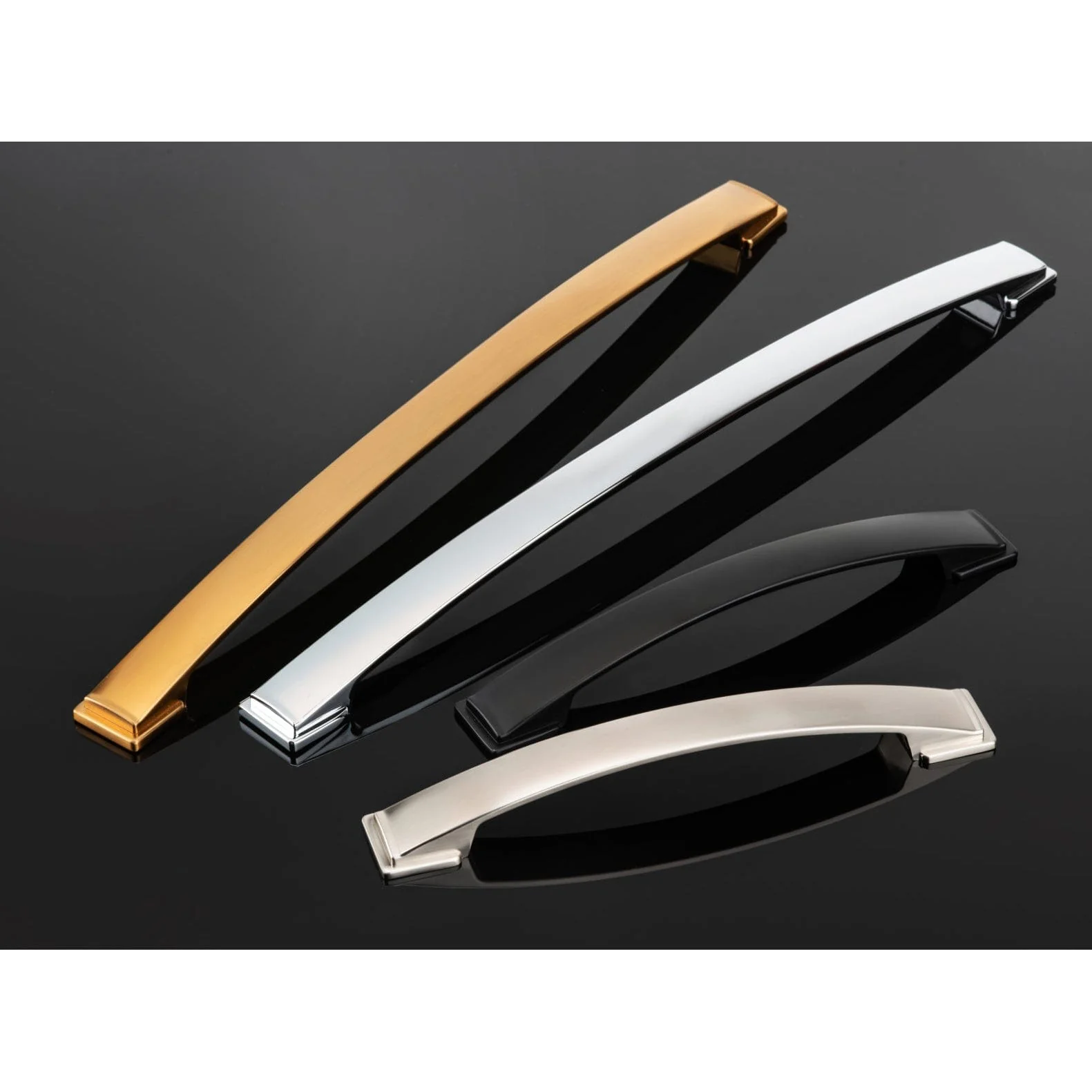 Contemporary Pull -  Aurum Brushed Gold - 5-1/16" Center-to-Center - 31/32" W x 6-1/2" L - Image 4