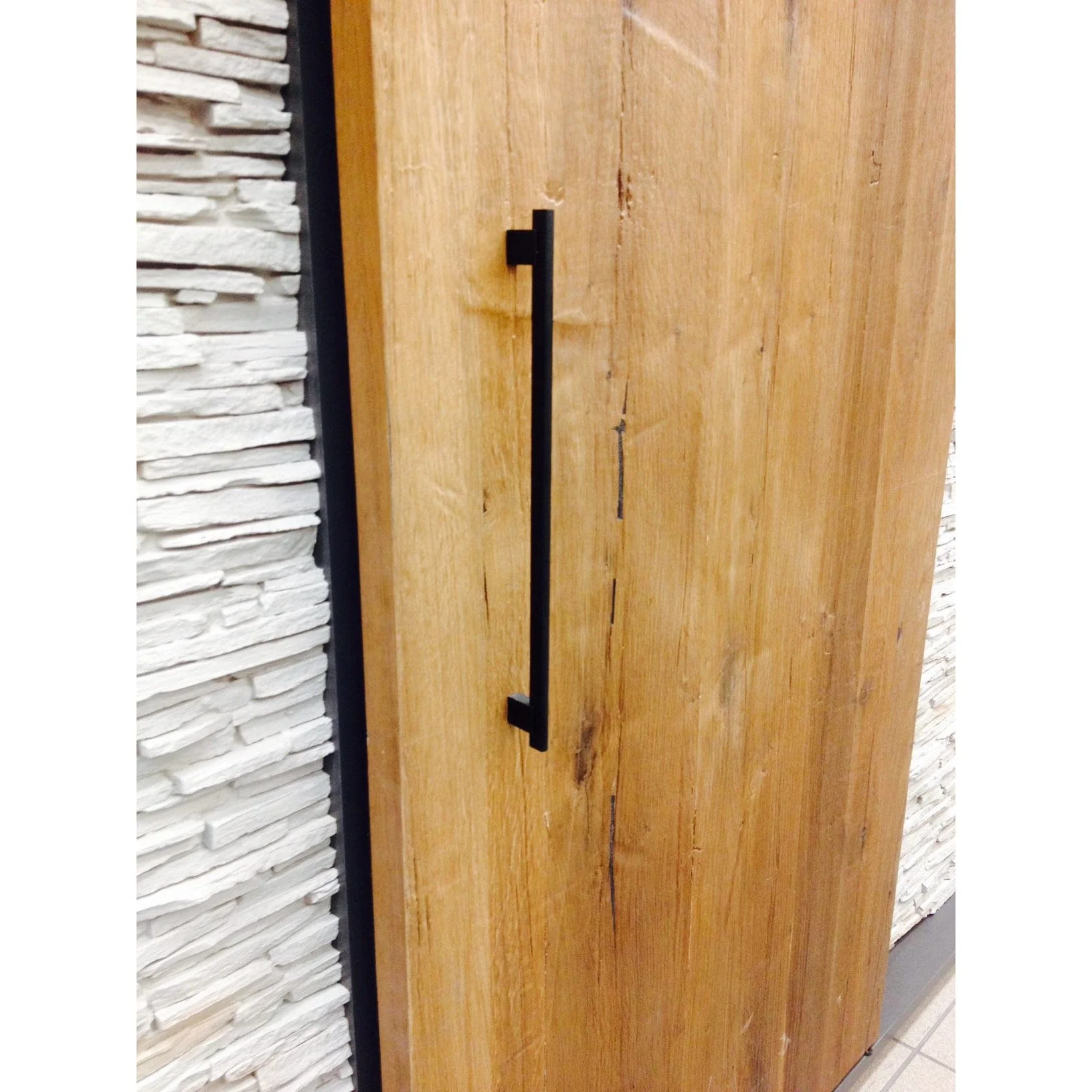 Contemporary Pull, 5-1/16" Center-to-Center, Chrome, Matte Black - Image 2